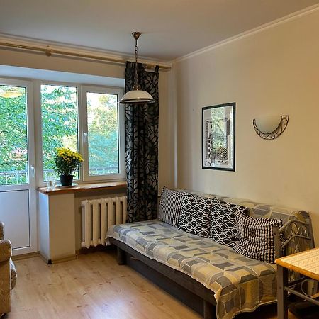 Three Bedroom Stepana Bandery Street รีฟเน ภายนอก รูปภาพ